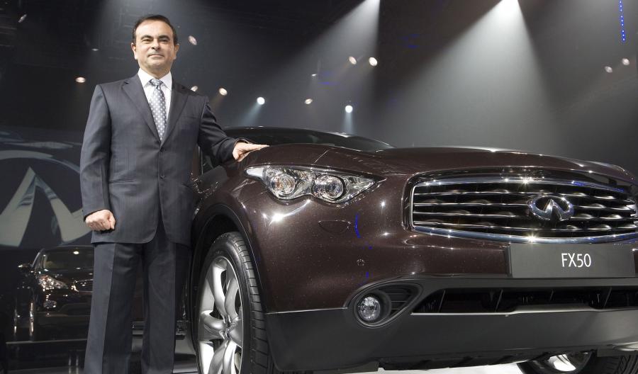  Infiniti FX50 2009 года  (фото 107 из 110)